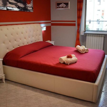 I Petali Guest House Рим Екстериор снимка